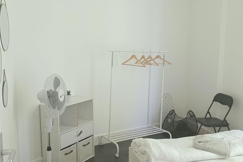 Montrouge 1 Bedroom Flat 30M2 - المظهر الخارجي الصورة